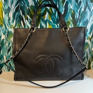 Chanel Timeless Calfskin CC Zipped Shopping Tote